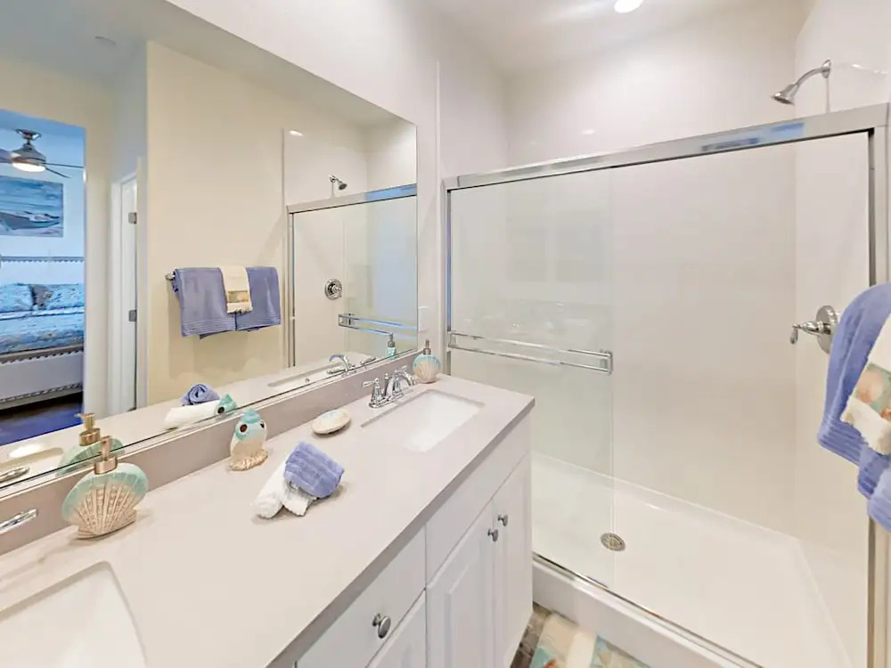 Brand-new 2BR w/ Balcony, Near Beach 2 Bedrooms 2.5 Bathrooms Townhous