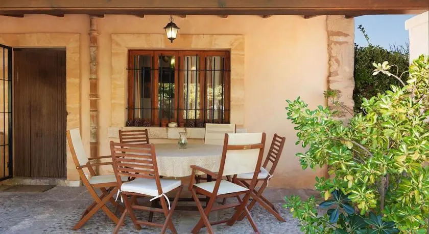Villa Trampsana by Villa Plus