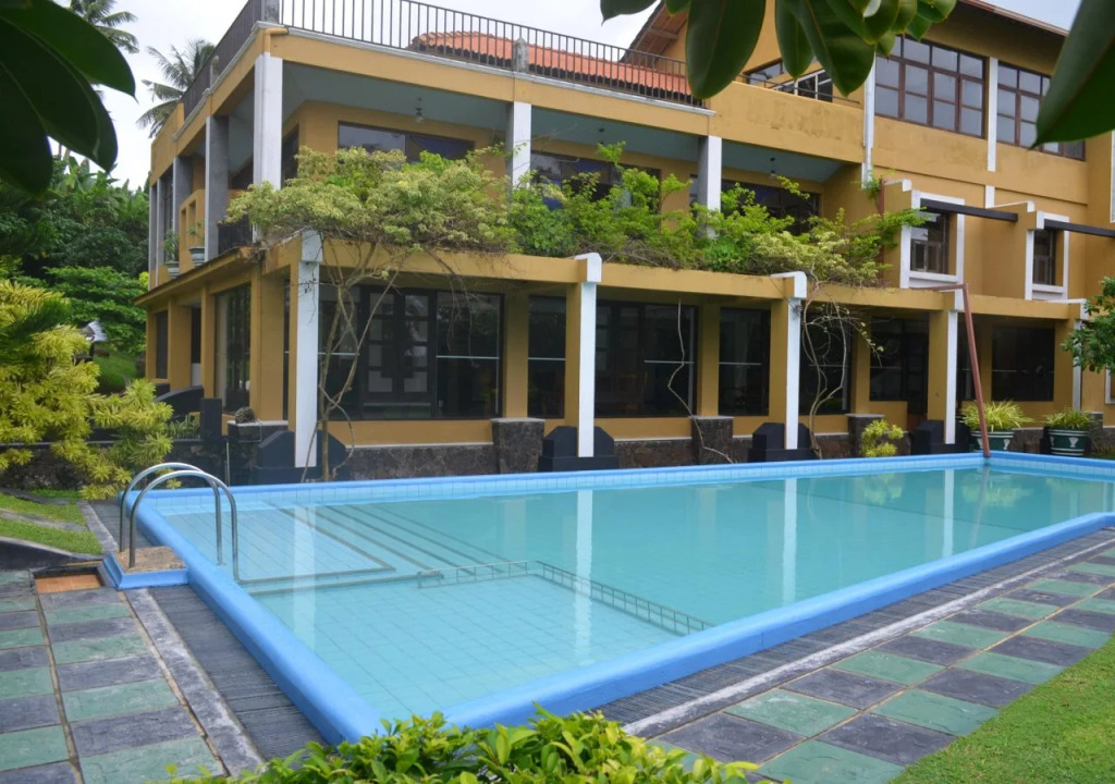 Ocean Dreams Hotel