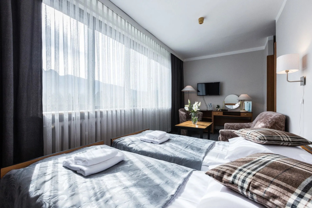 Hotel Helios nowy BASEN ! Zakopane, centrum - tylko 300m od Krupówek