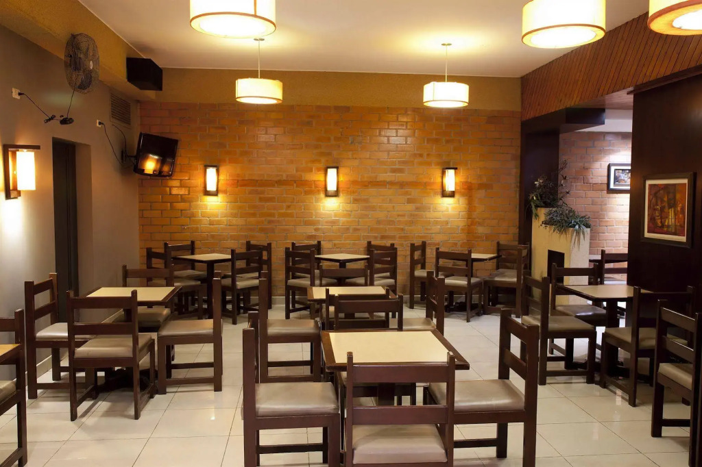 Kamana Hotel