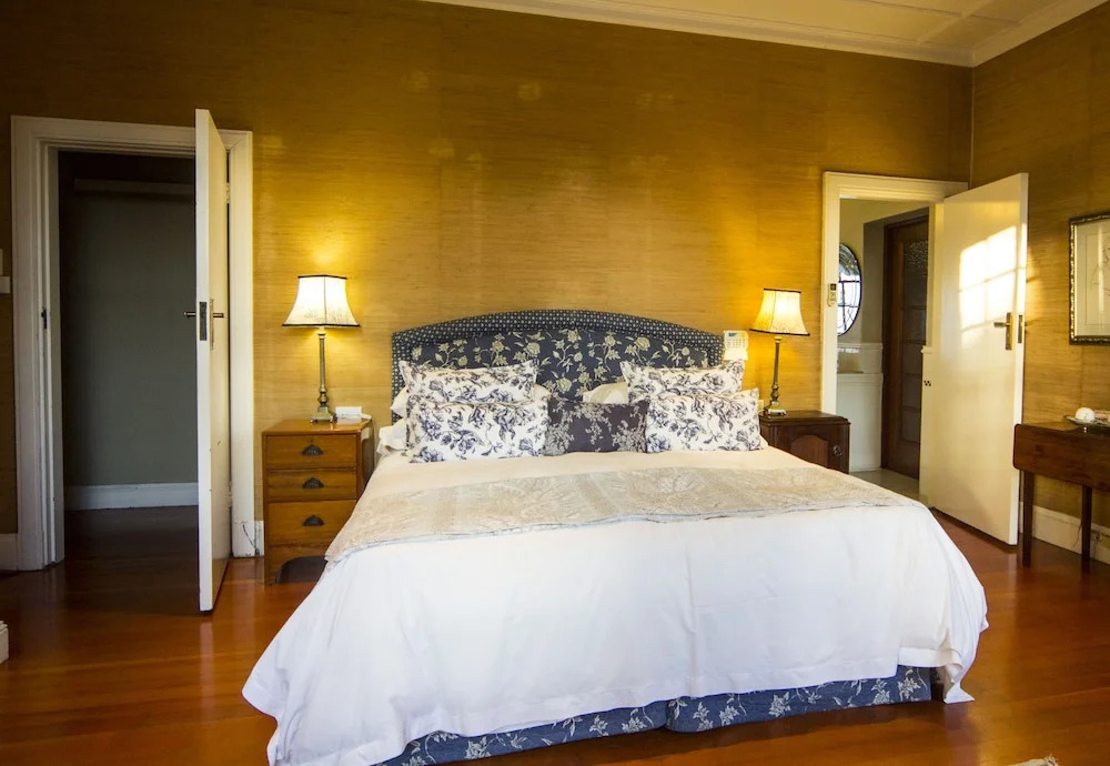 Holland House B&B