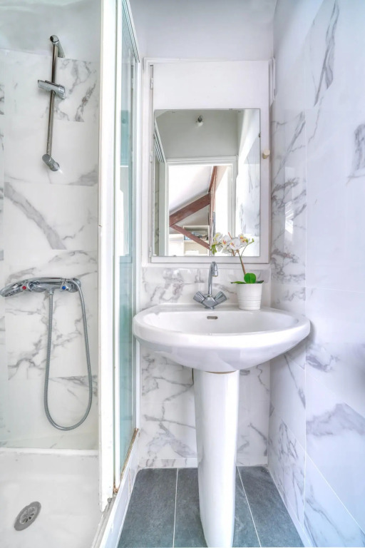 6062 - Buttes Chaumont - Amazing duplex