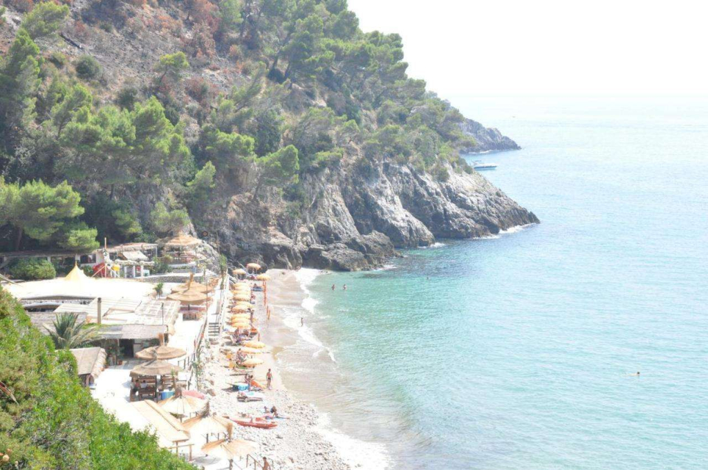 Al Piccolo Borgo Locanda Con Alloggio