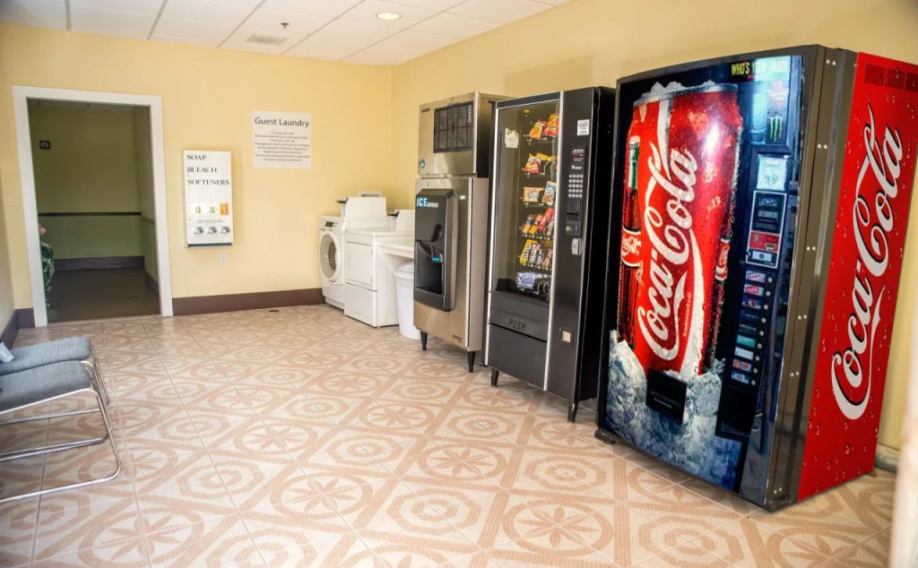 Holiday Inn Express & Suites Cocoa by IHG