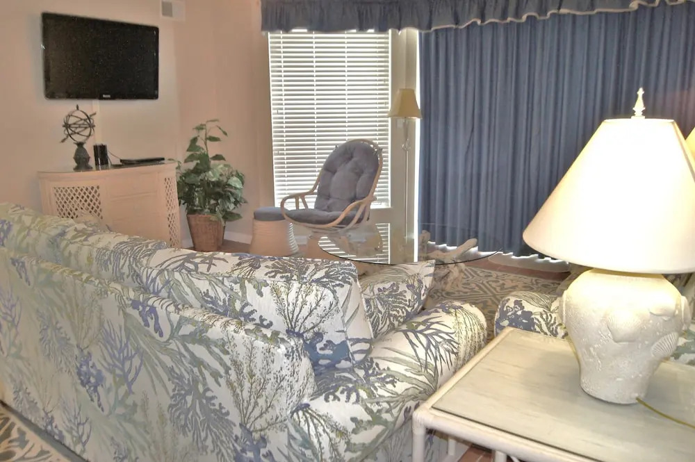 Sunrise Pointe 4F by RedAwning