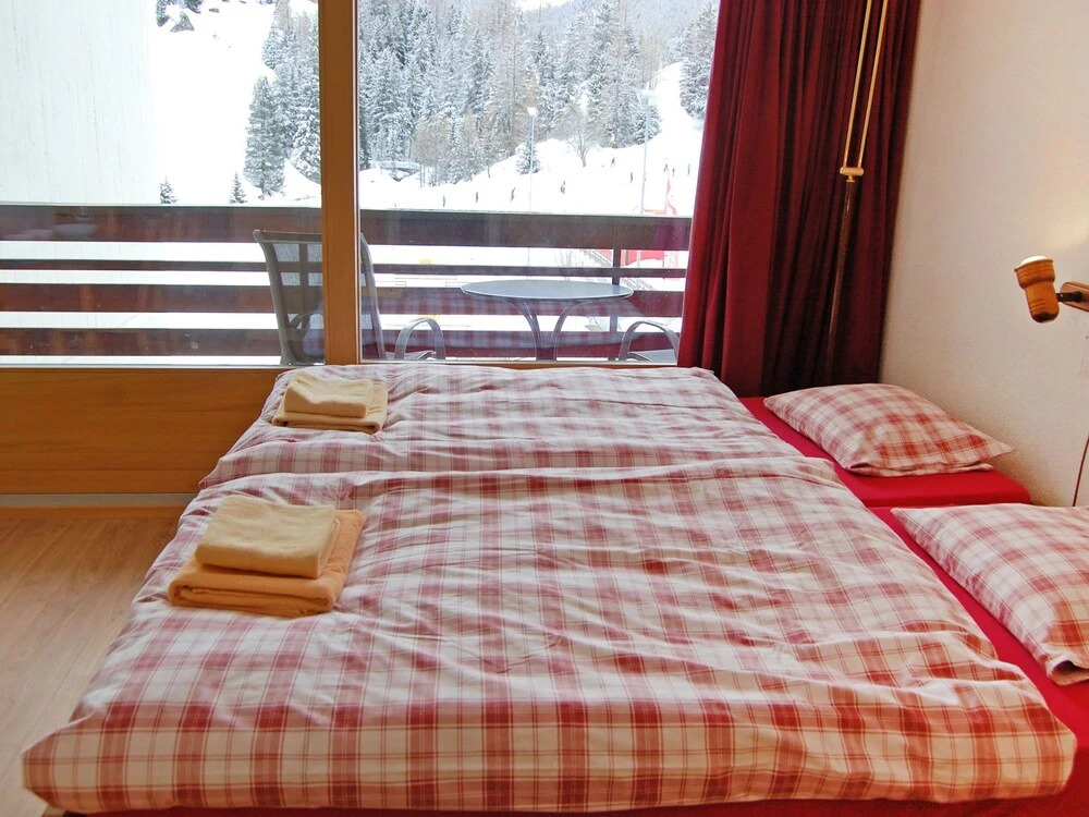 Apartment Rosablanche C22 by Interhome