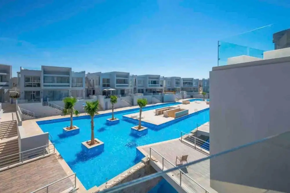 Stunning and Spacious 3-bed Apartment in Gouna