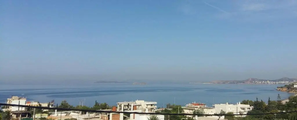 Sea view ground floor 300m from the beach