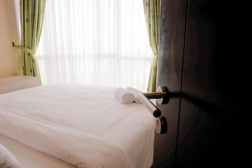 Strategic Location Westmark Apartment near Taman Anggrek