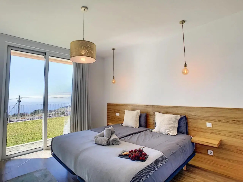 Casa Luz by LovelyStay