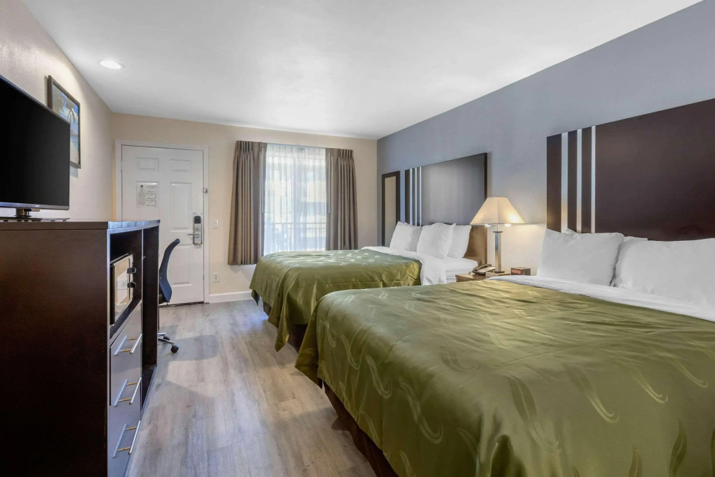 Quality Inn & Suites Huntington Beach