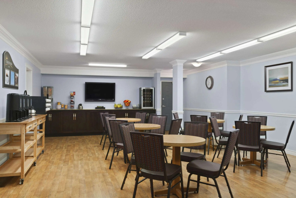 Days Inn by Wyndham Kelowna
