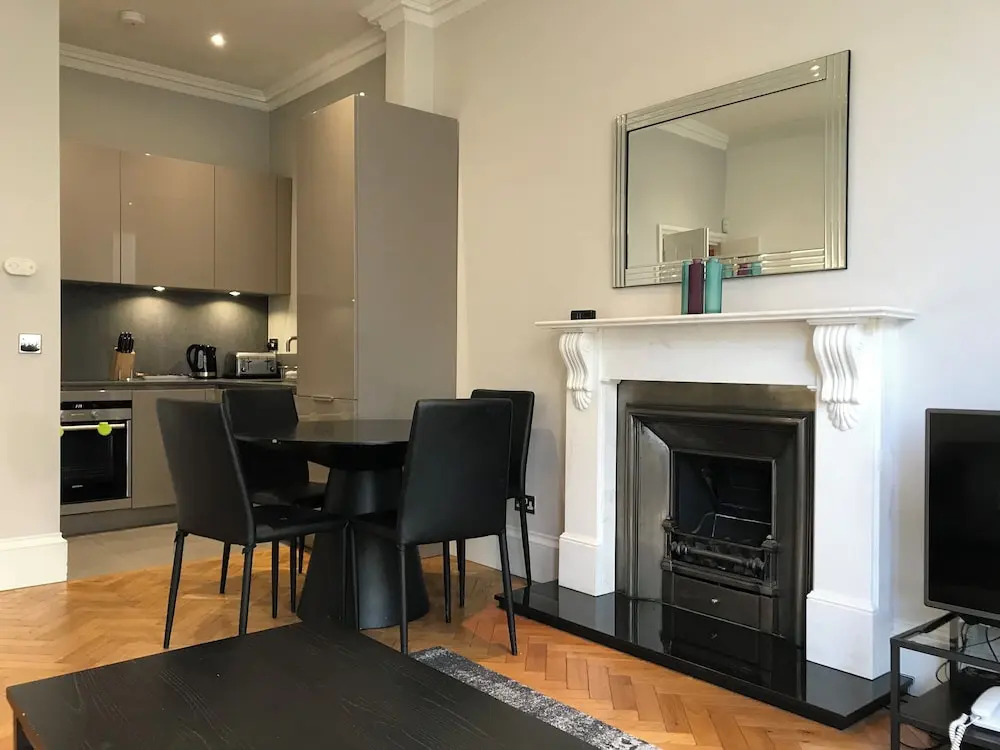 6 Ongar Road By Flying Butler