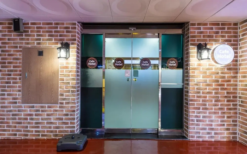 Cheonan(Ssangyongdong) Cafe Hotel
