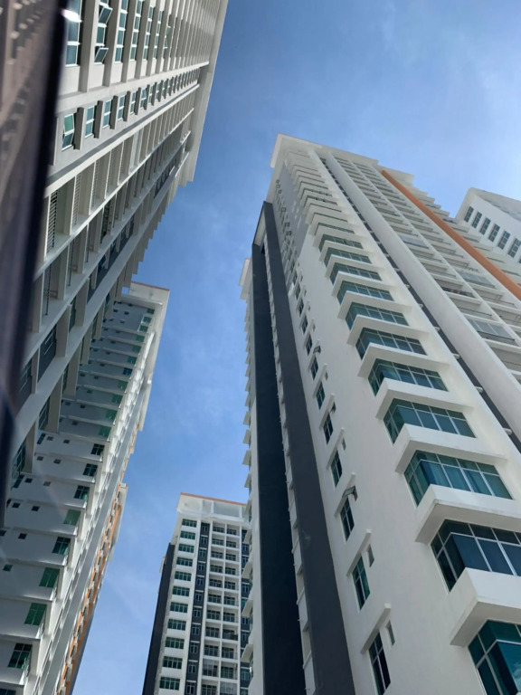 Ammar Sky Home with Swmg Pool & WIFI- Muslim Only