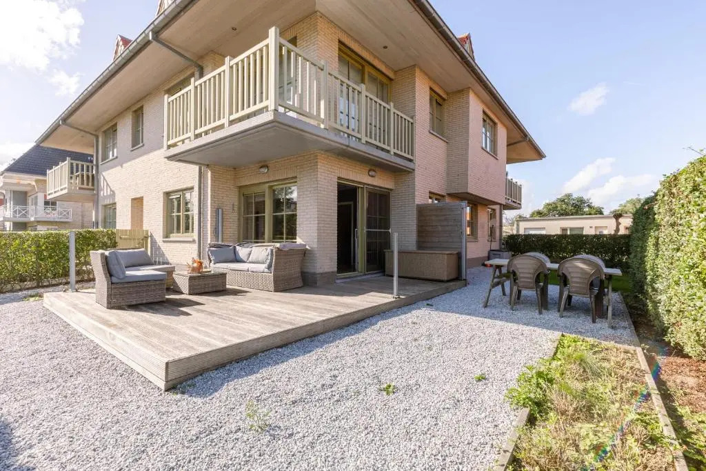 Ground-floor apartment with cozy garden