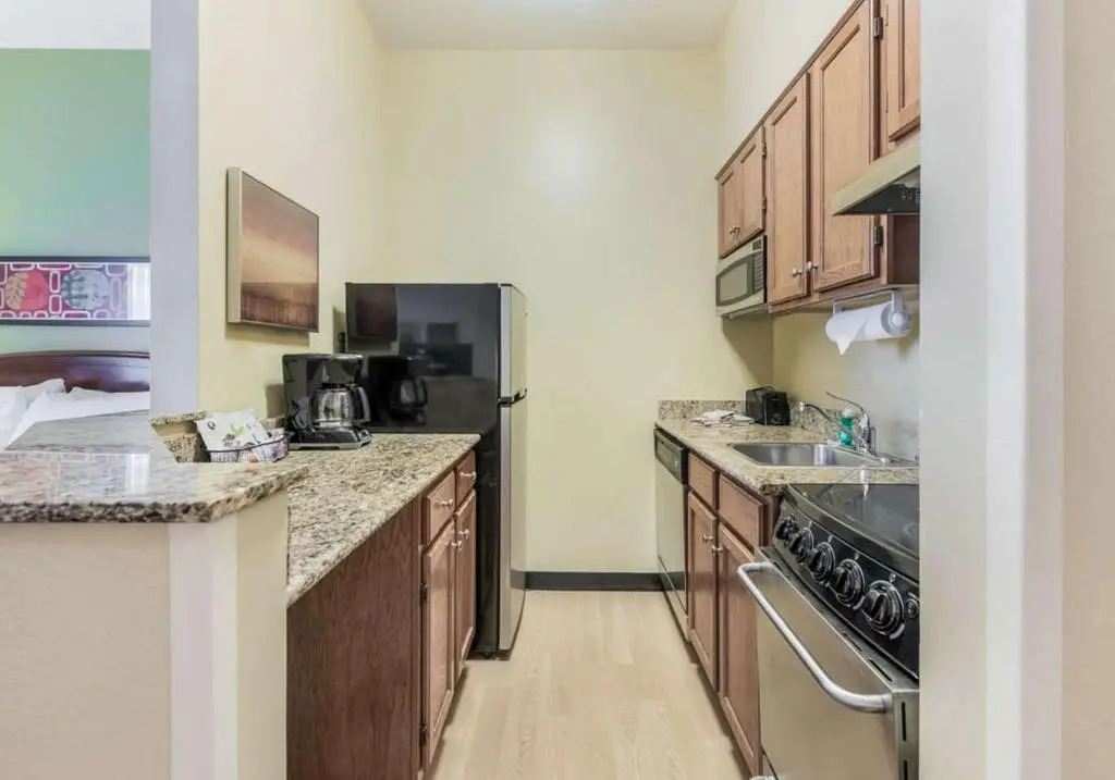 MainStay Suite