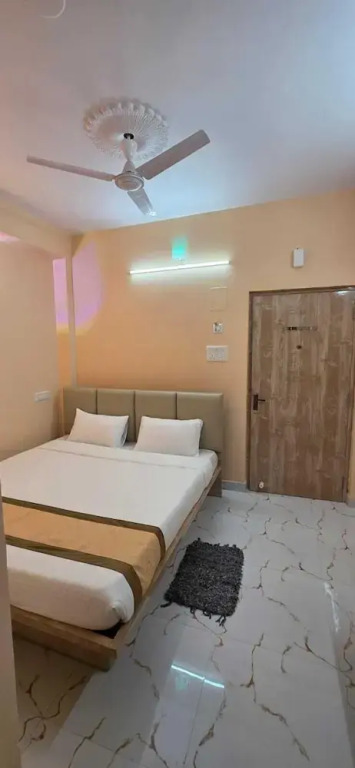 HOTELLEOS