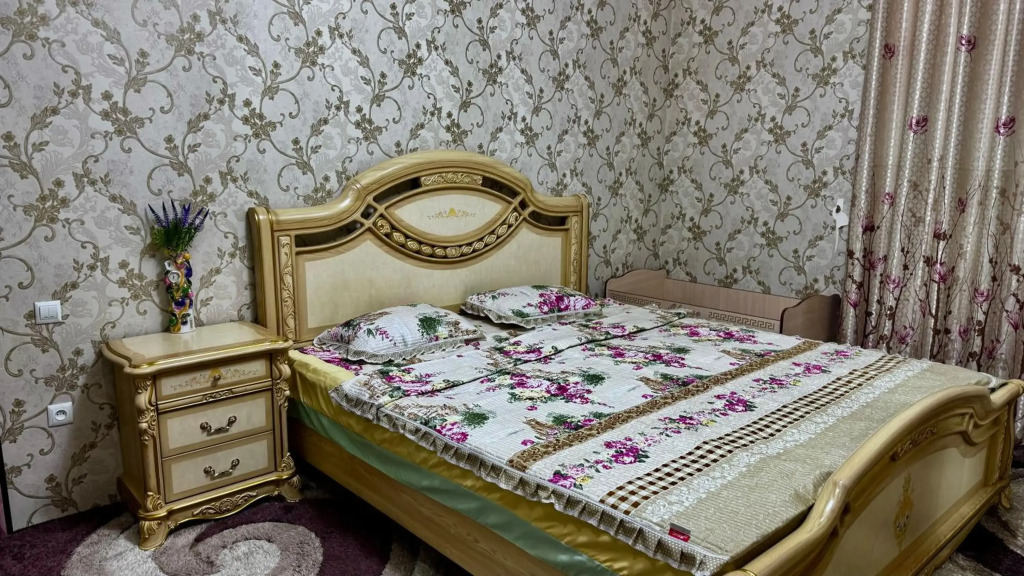 Duplex House in center, old city, Tashkent city, drujba narodov