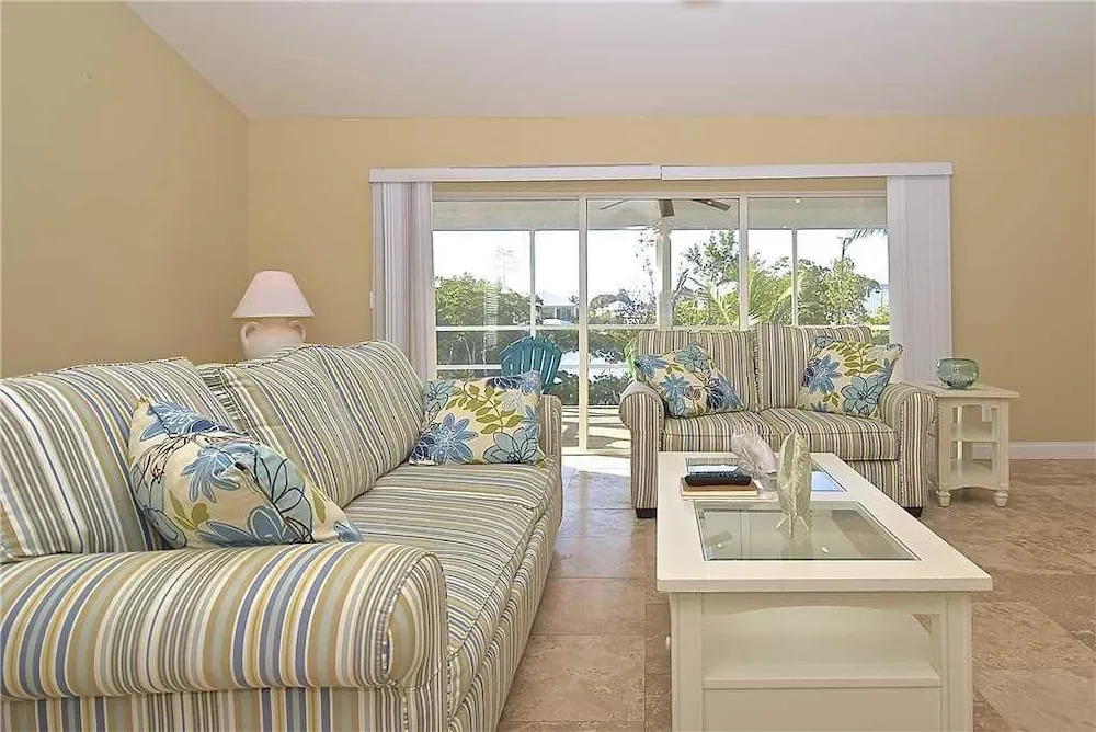 Mystic Dolphin 2 - Two Bedroom Home