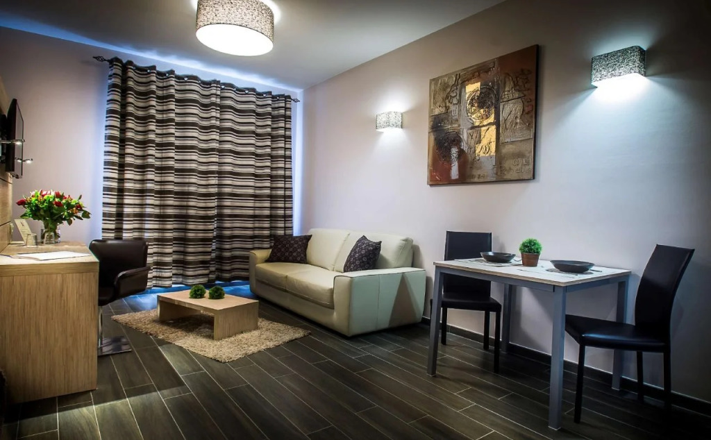 Ibis Styles Charleroi Airport Aero 44