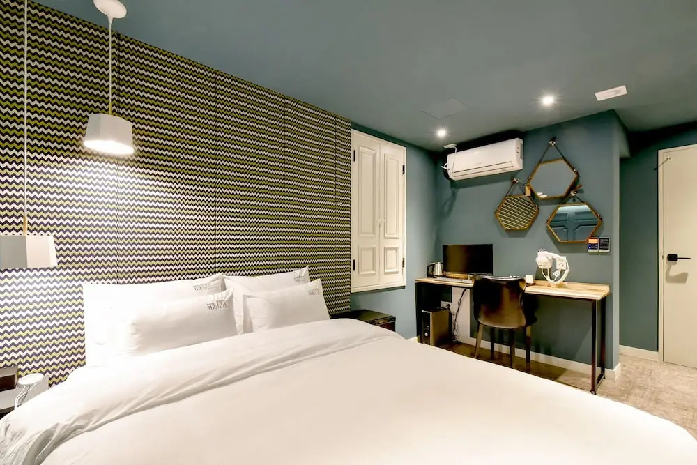 Y Motel