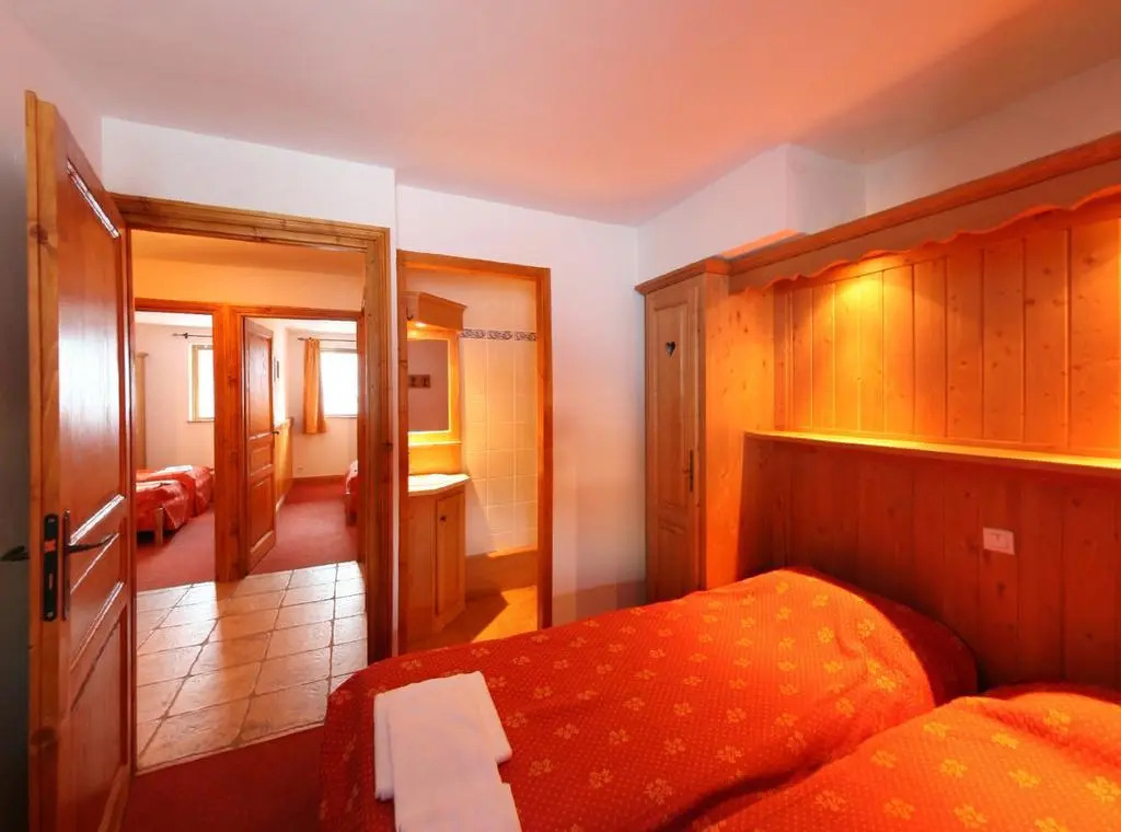 Отель Chalet des Neiges Oz en Oisans