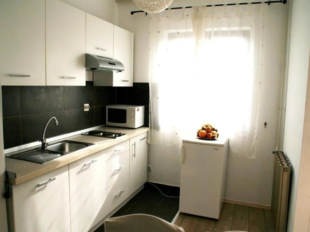 Apartments Tea