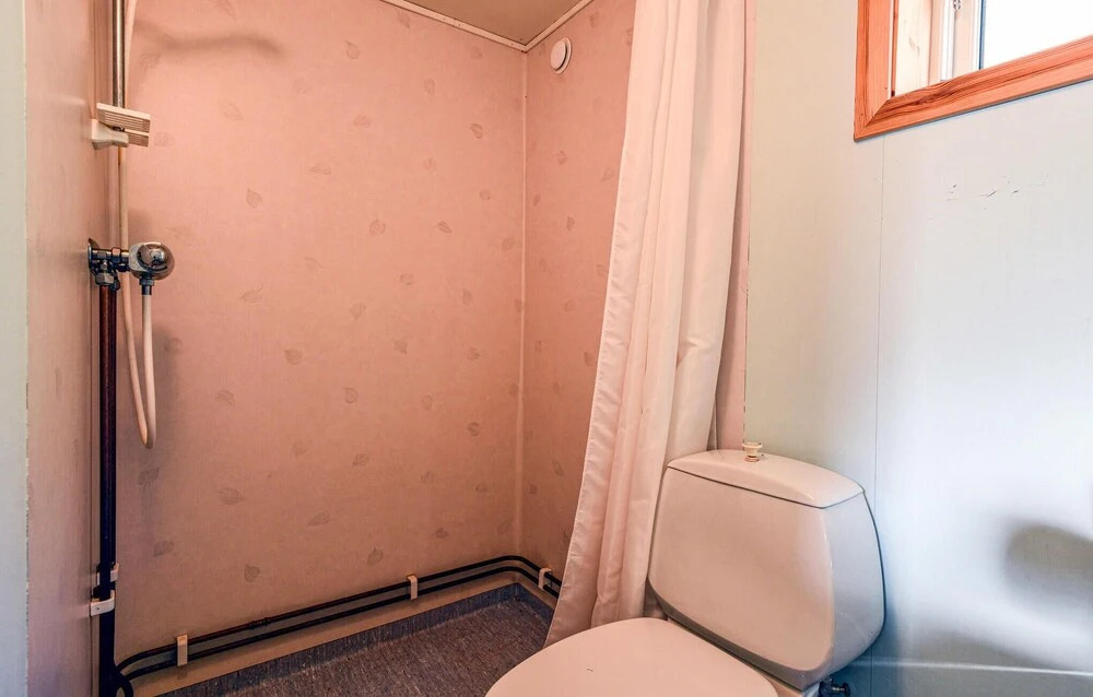 Beautiful Home in Fjällbacka With 2 Bedrooms and Wifi