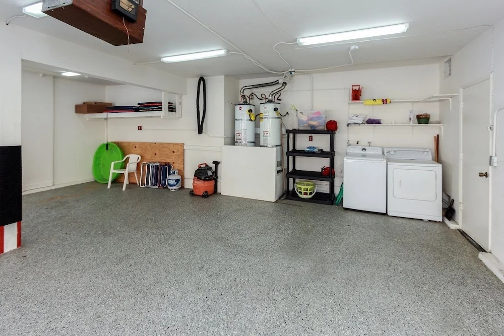 404 E. Oceanfront (68449)