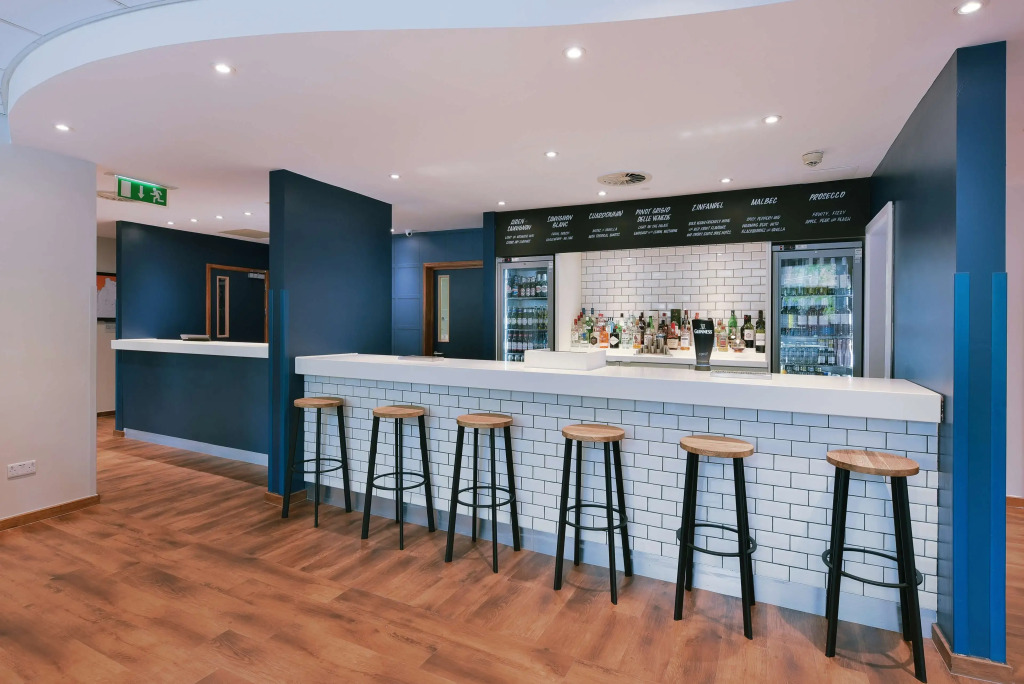 Travelodge Swansea Central