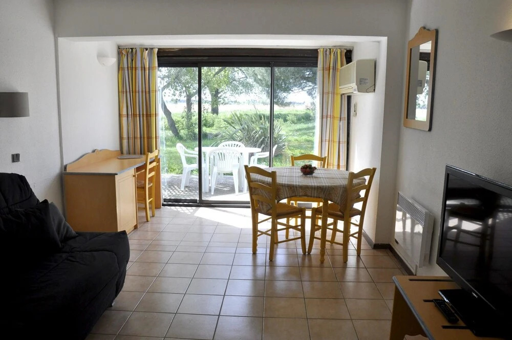 House With one Bedroom in Arles, With Pool Access and Furnished Garden