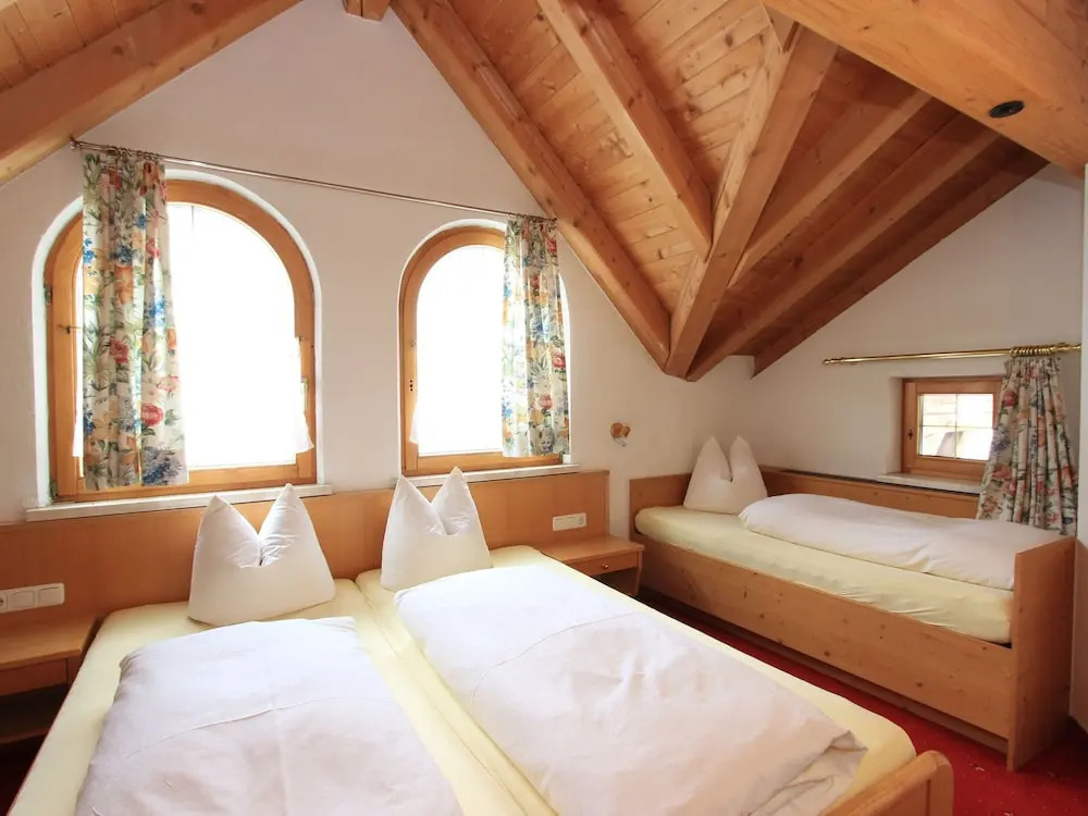 Apartment on a Ski-slope in Ischgl With Parking & Balcony