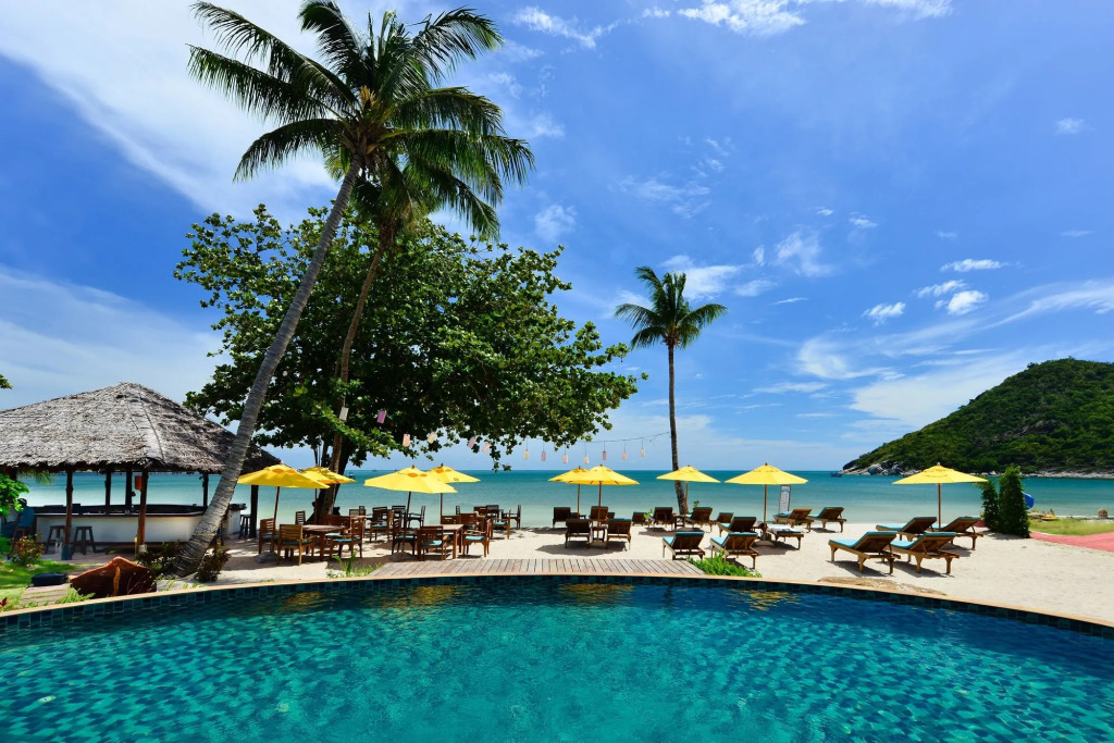 PingChan Koh Phangan Beachfront Resort