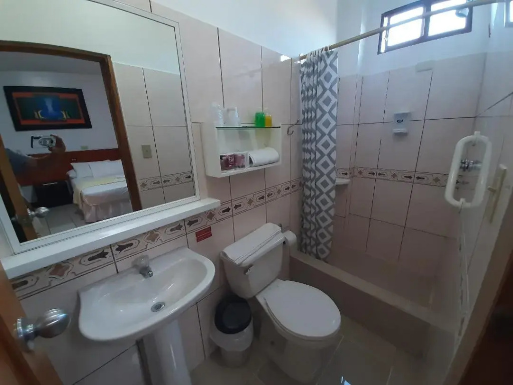 Hotel Los Algarrobos