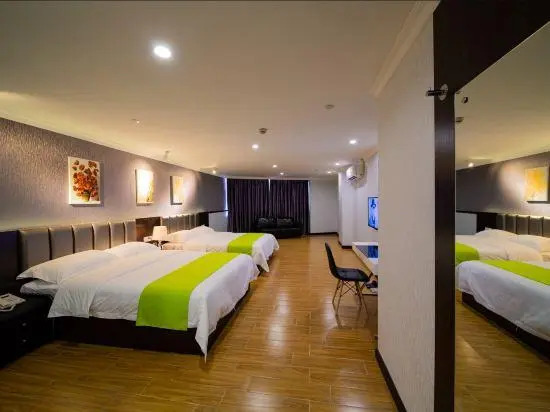 Jinchi Business Hotel