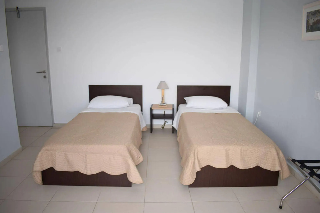Vari Beach Hotel