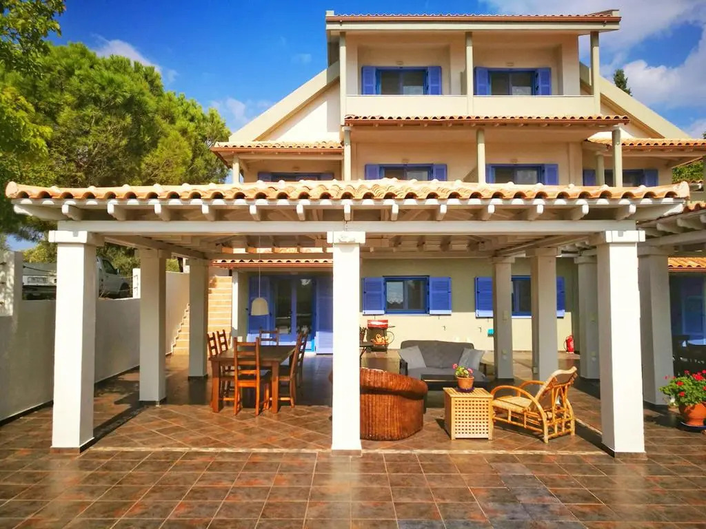 Olive Bay Hilltop Apartments Ammouliani