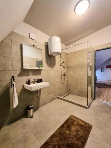 XXL Rooms Osijek