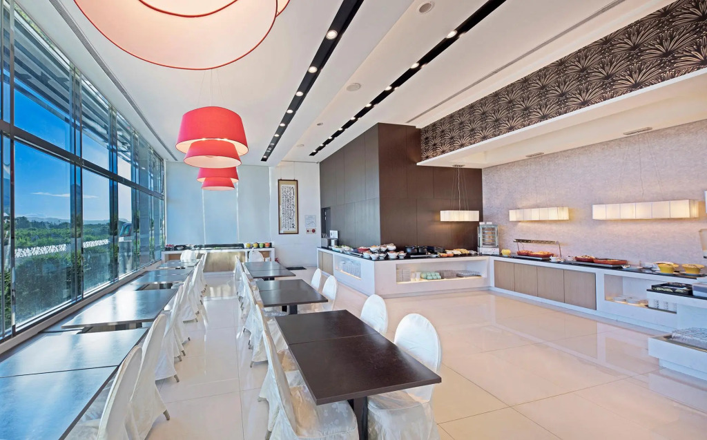 Naruwan Galaxy Hotel