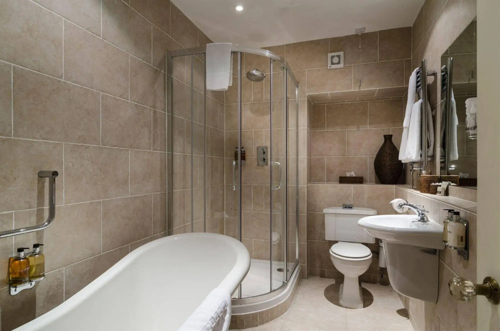 Apsley House Hotel