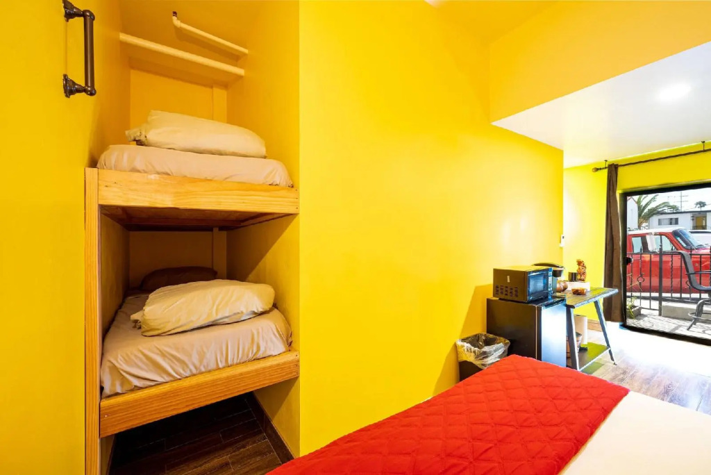 Nomads Hotel