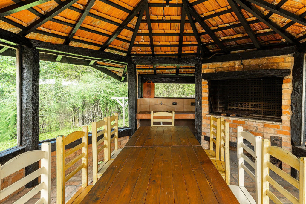 Casa Estilo Fazenda Em Campos Do Jordão Ris845