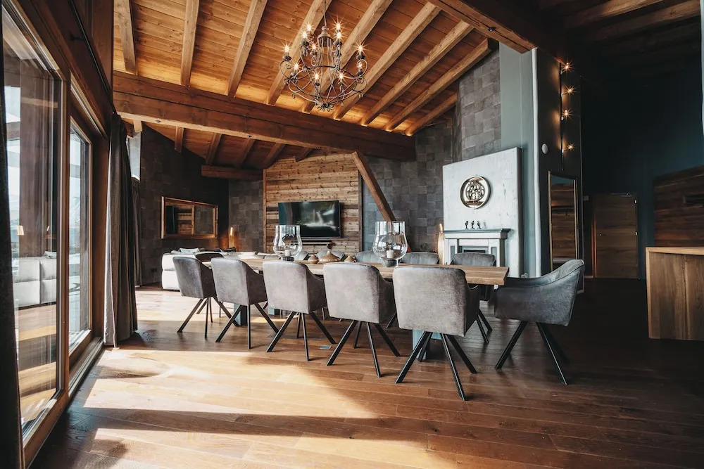 CHALET G12 - Mountain Luxury Apartments by Peak Stay