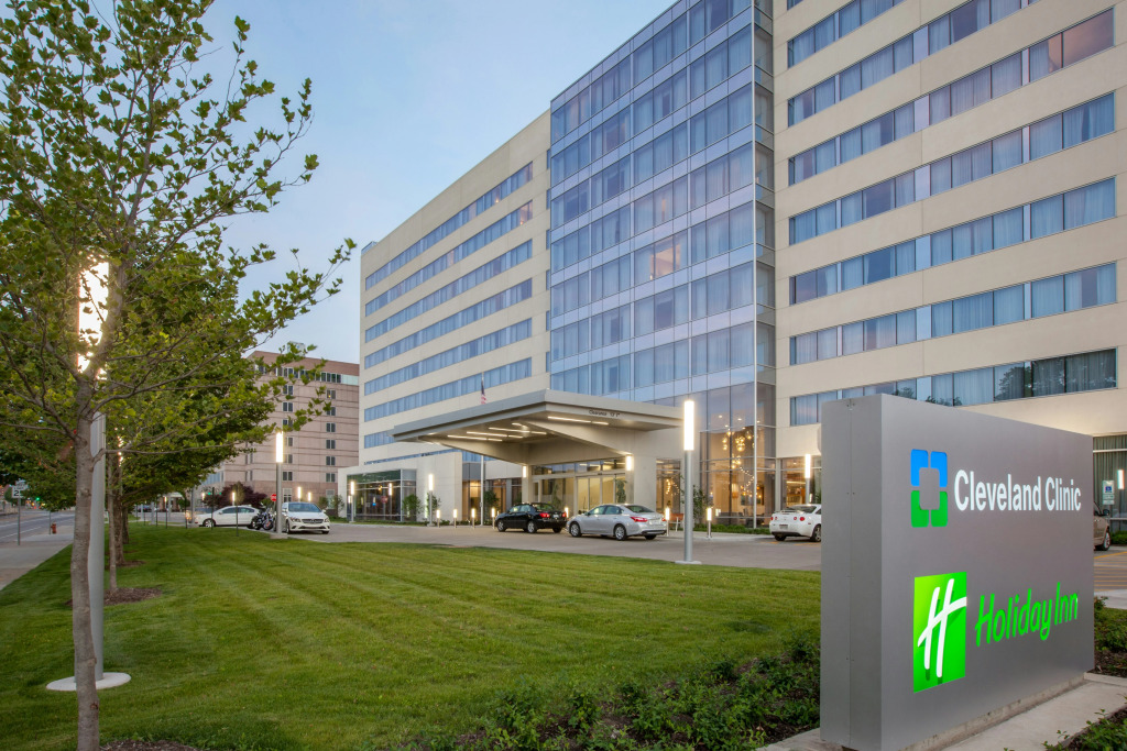 Holiday Inn Cleveland Clinic by IHG