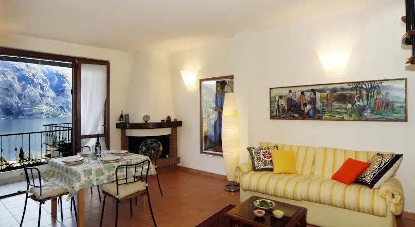 Casa Allegra