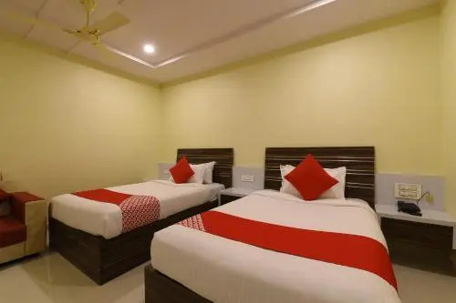 OYO 27635 Hotel Haripriya