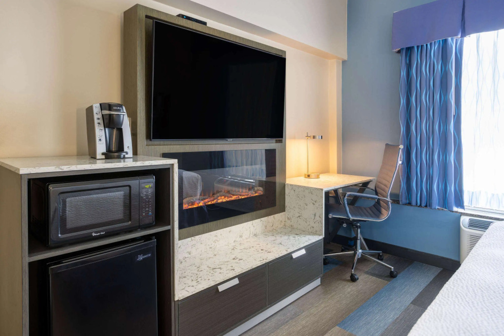 Days Hotel by Wyndham North Bergen
