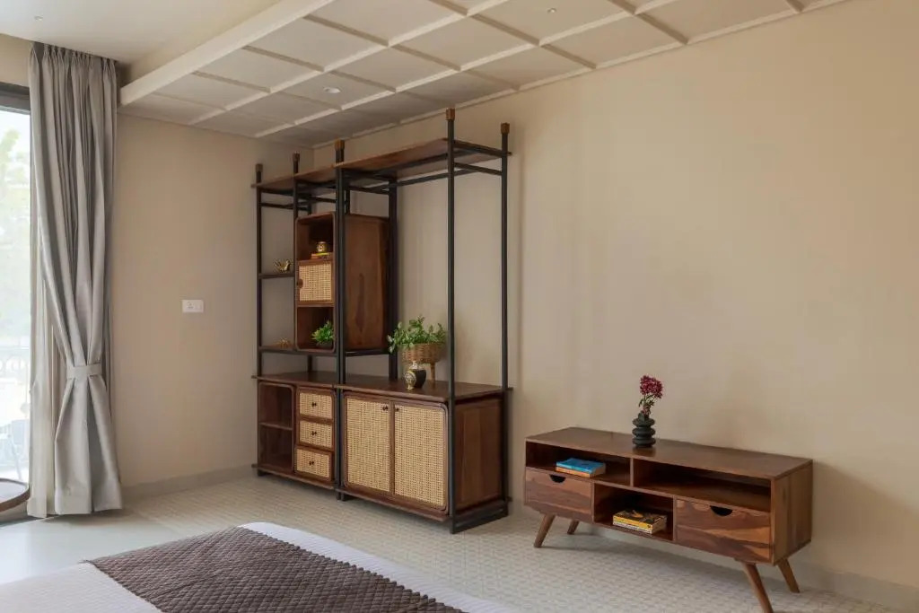SaffronStays Pristine Manor - 8-BR Udaipur villa with private pool, garden, and event space near Fateh Sagar Lake